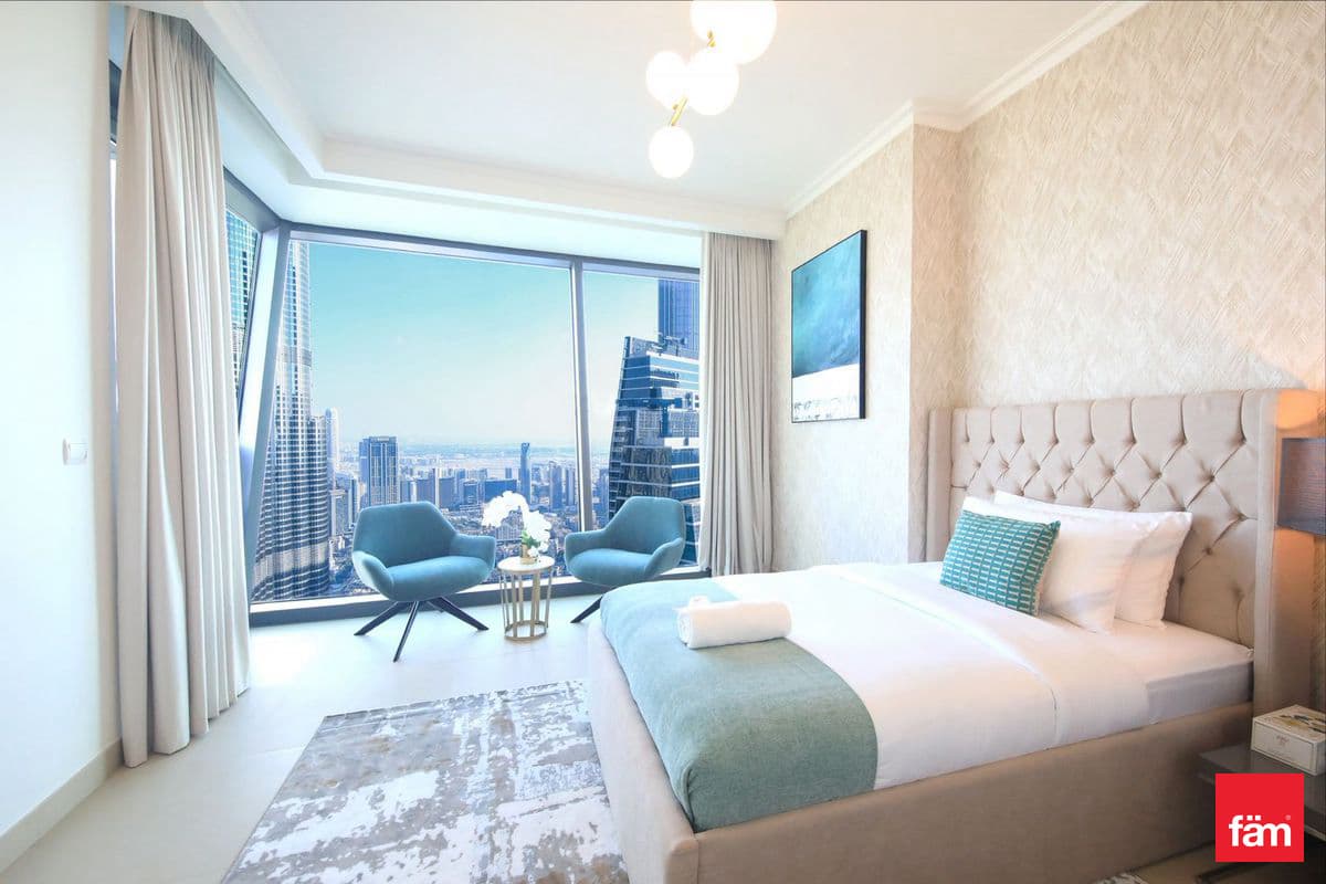 3 bedroom apartment in Burj Vista 1, photograph 4 of 12