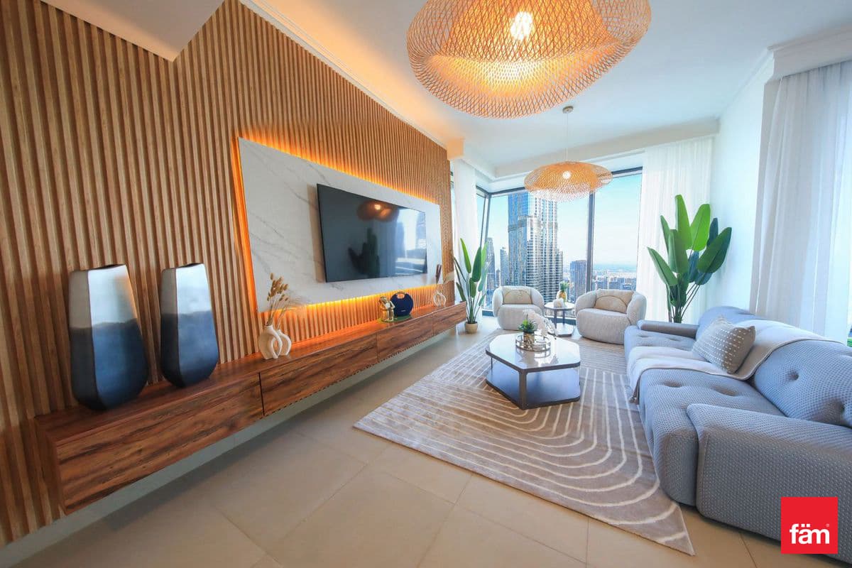 3 bedroom apartment in Burj Vista 1, photograph 2 of 12