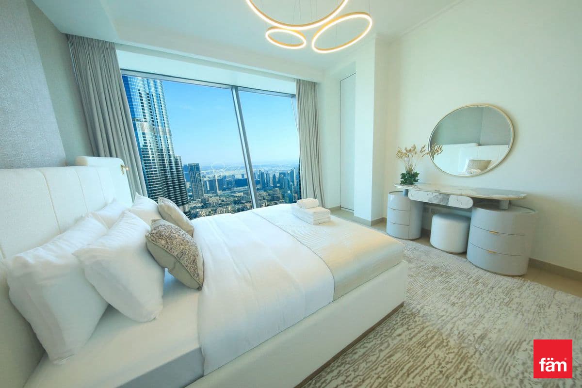 3 bedroom apartment in Burj Vista 1, photograph 7 of 12