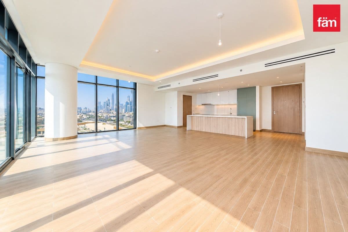 3 bedroom apartment in Castleton, photograph 1 of 20