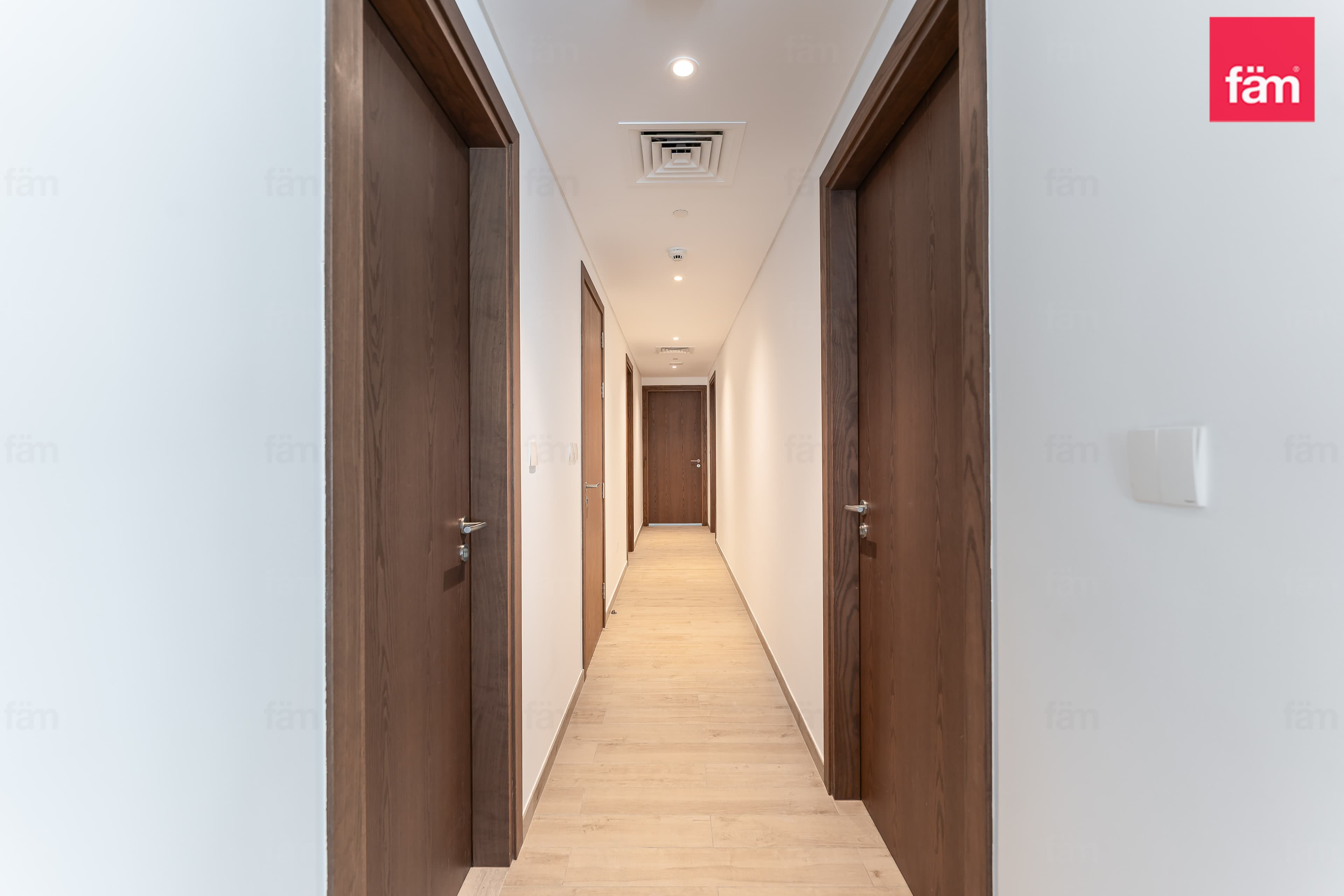 3 bedroom apartment in Central Park Building 1, photograph 10 of 20