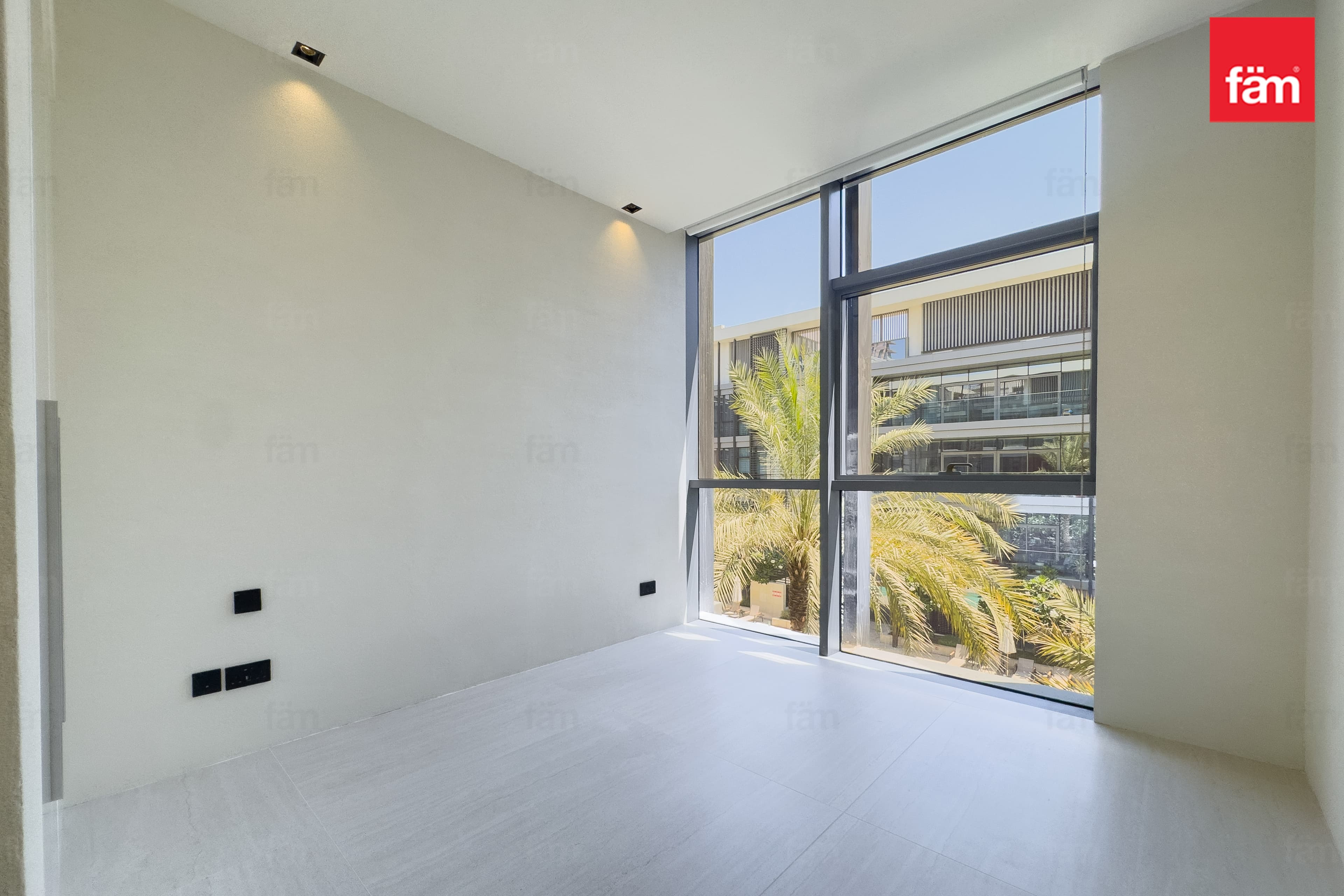 2 bedroom apartment in City Walk Building 11B, photograph 9 of 20