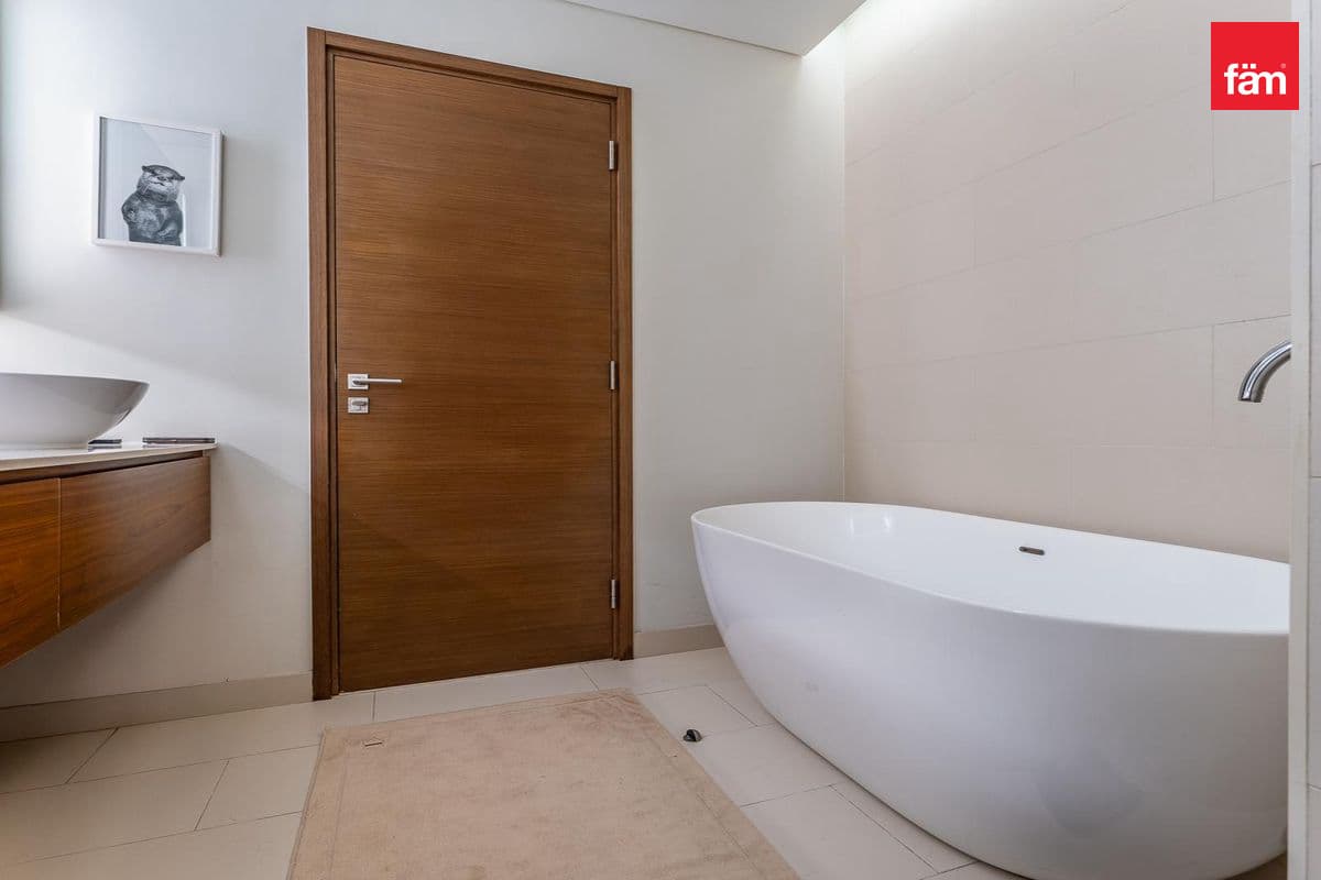 3 bedroom apartment in City Walk Building 13B, photograph 10 of 17