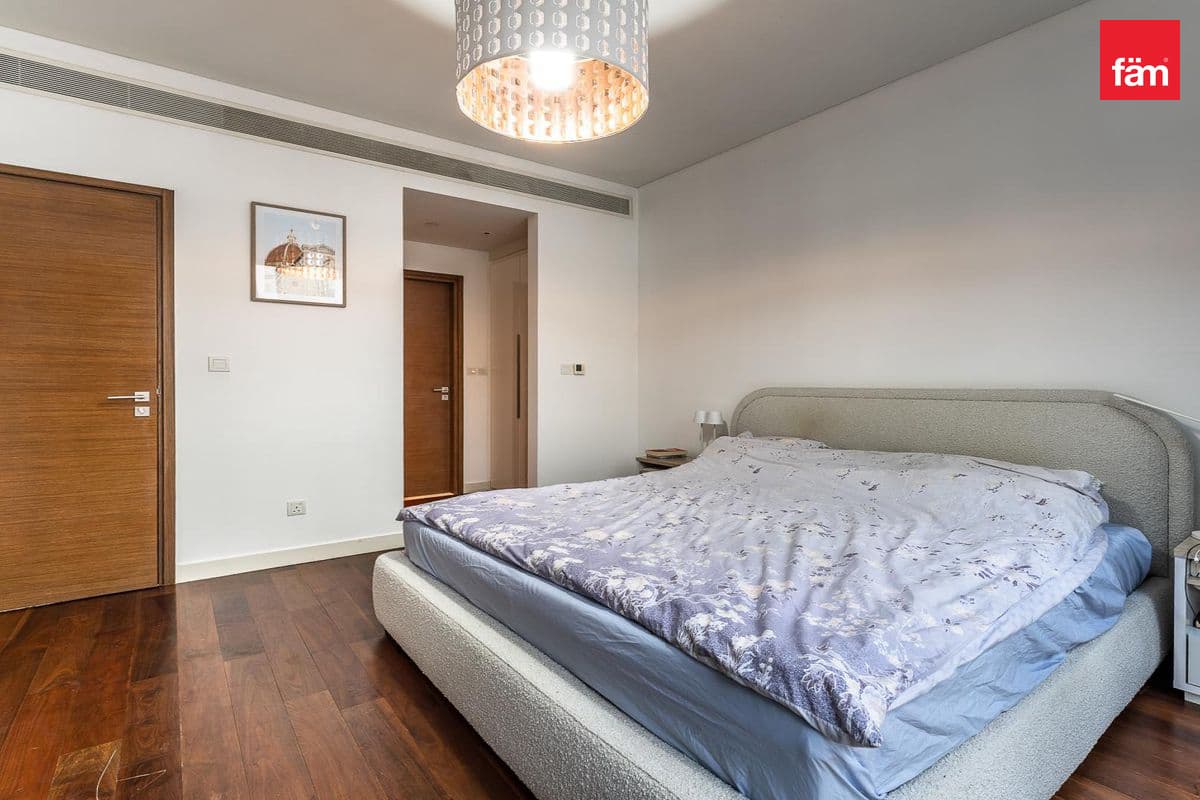 3 bedroom apartment in City Walk Building 13B, photograph 8 of 17