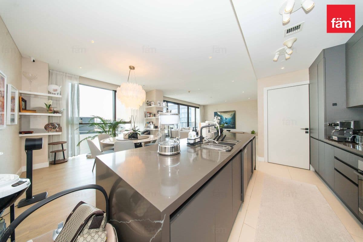 3 bedroom apartment in City Walk Building 17, photograph 6 of 20