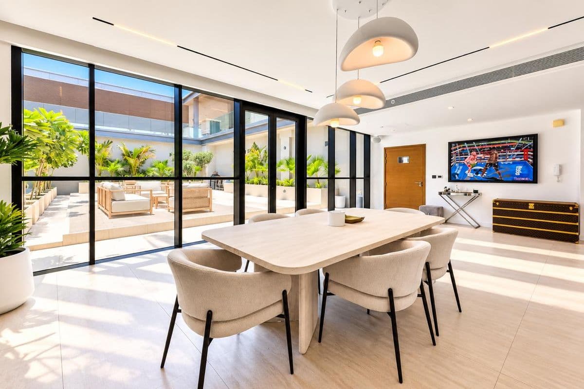 4 bedroom apartment in City Walk Building 19, photograph 6 of 20