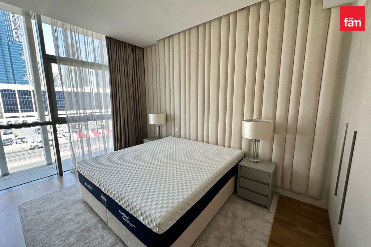 2 bedroom apartment in City Walk Building 20, photograph 10 of 18