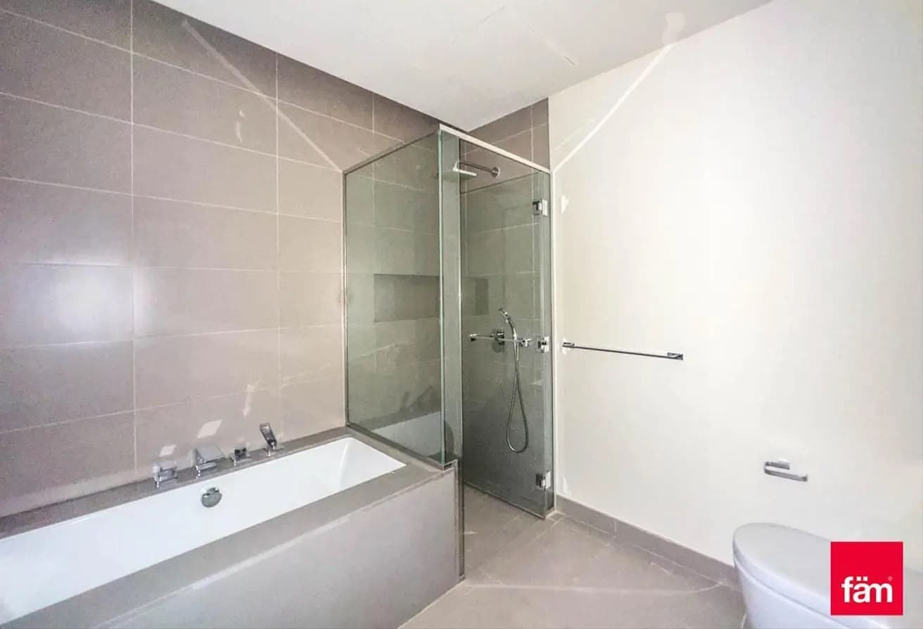 3 bedroom apartment in City Walk Building 4B, photograph 7 of 10