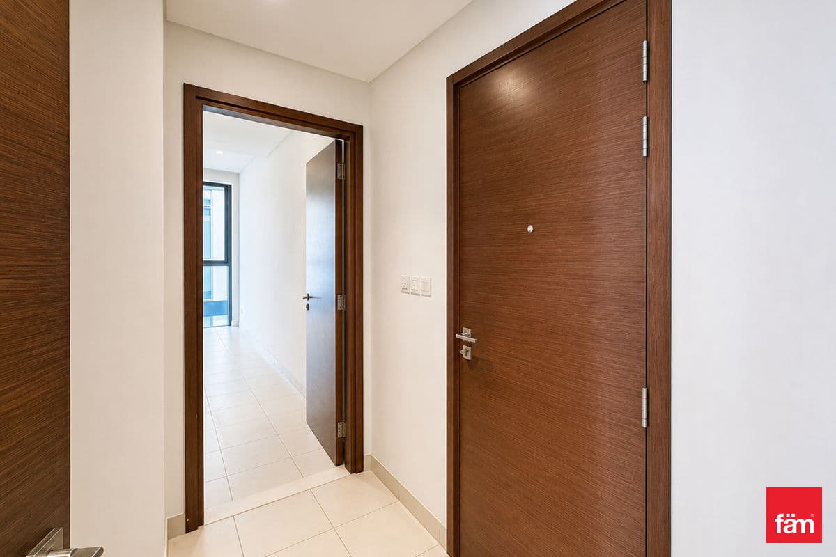 3 bedroom apartment in City Walk Building 9, photograph 11 of 14