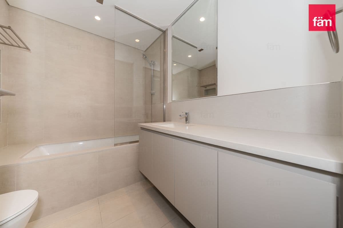 3 bedroom apartment in Creek Palace, photograph 11 of 20