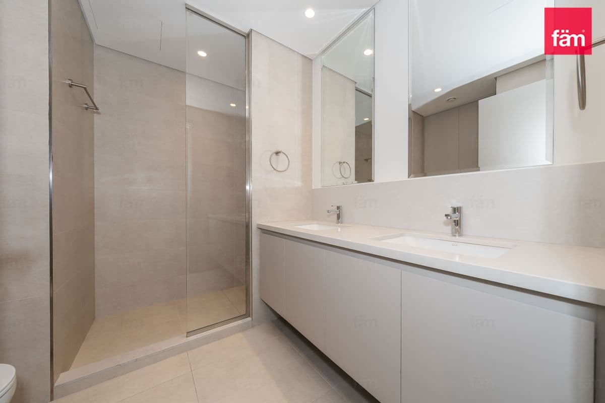 3 bedroom apartment in Creek Palace, photograph 10 of 20