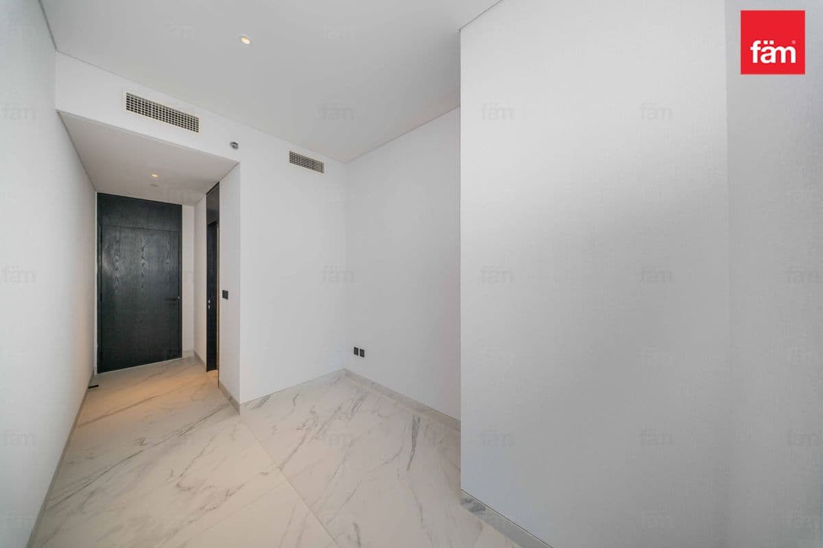 3 bedroom apartment in J One (Da Vinci Tower B), photograph 14 of 20
