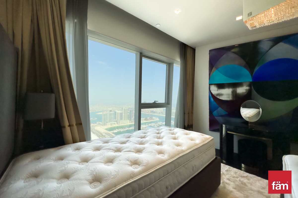 4 bedroom apartment in Damac Heights, photograph 9 of 20