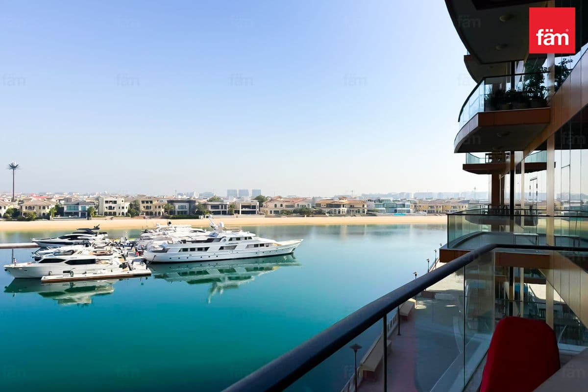 3 bedroom apartment in Diamond Tiara Residences, photograph 1 of 20