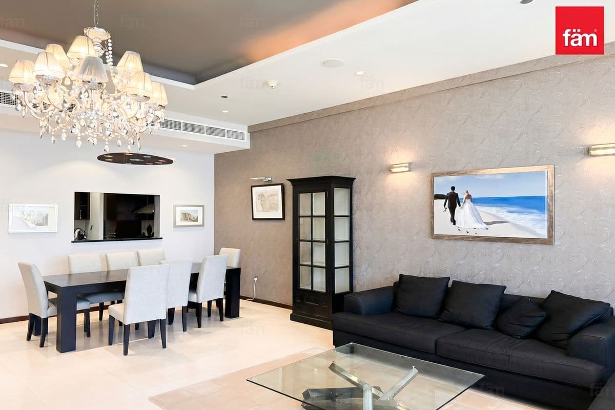 3 bedroom apartment in Diamond Tiara Residences, photograph 3 of 20