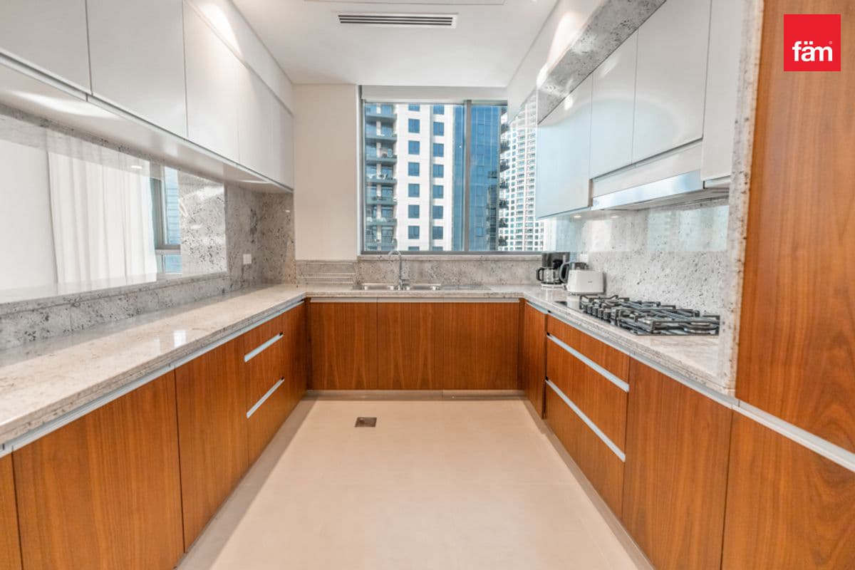4 bedroom apartment in Dubai Creek Residences South Tower 3, photograph 8 of 20