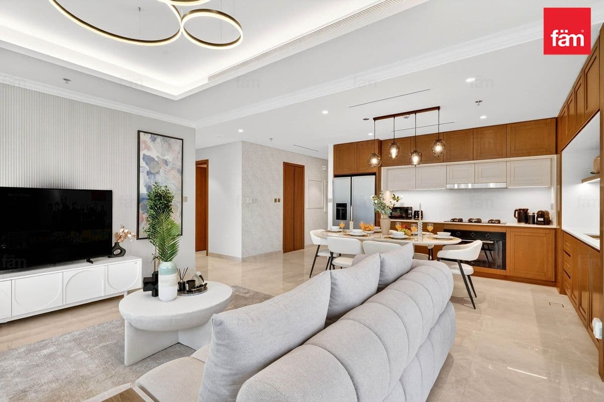 3 bedroom apartment in EB Palace Beach Residence Tower 1, photograph 4 of 20