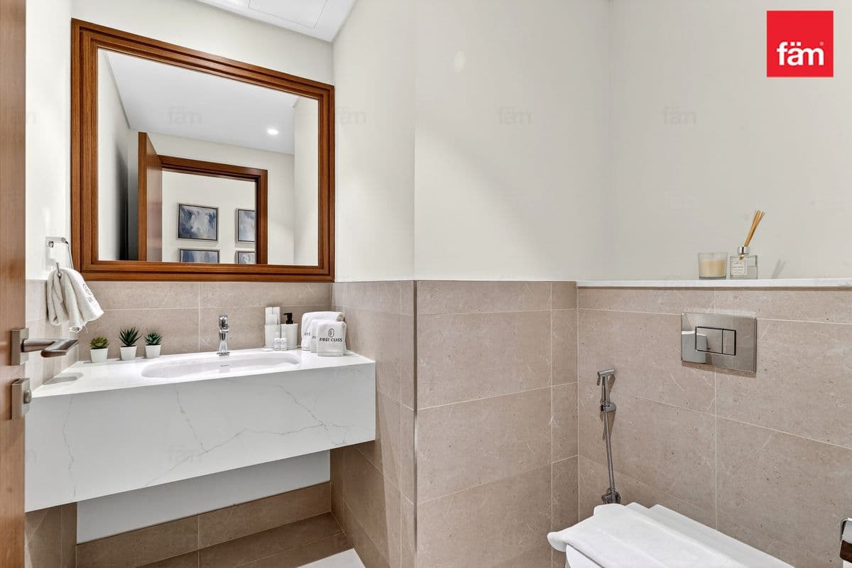 3 bedroom apartment in EB Palace Beach Residence Tower 1, photograph 16 of 20