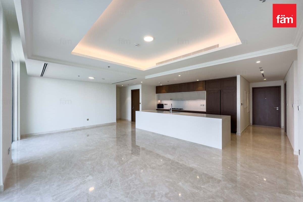 4 bedroom apartment in EB Palace Beach Residence Tower 2, photograph 4 of 20