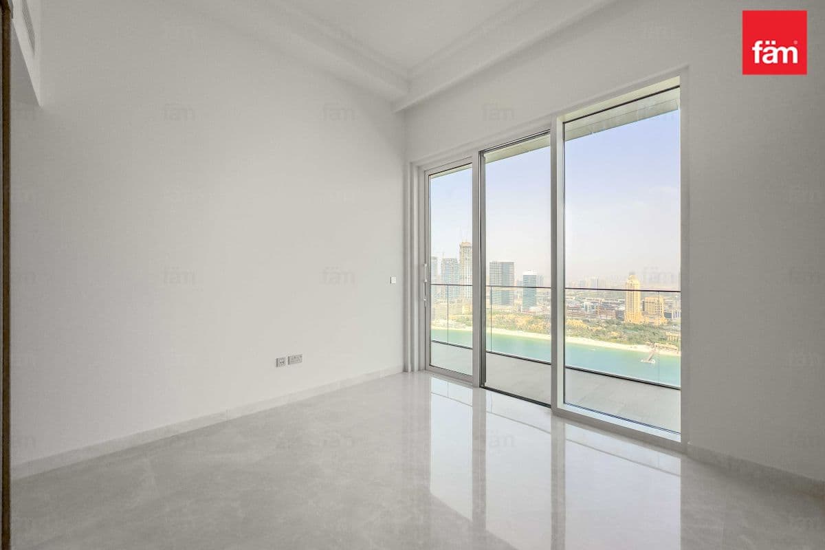 4 bedroom apartment in EB Palace Beach Residence Tower 2, photograph 8 of 20