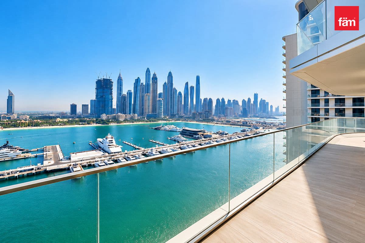 3 bedroom apartment in EB Palace Beach Residence Tower 2, photograph 1 of 12