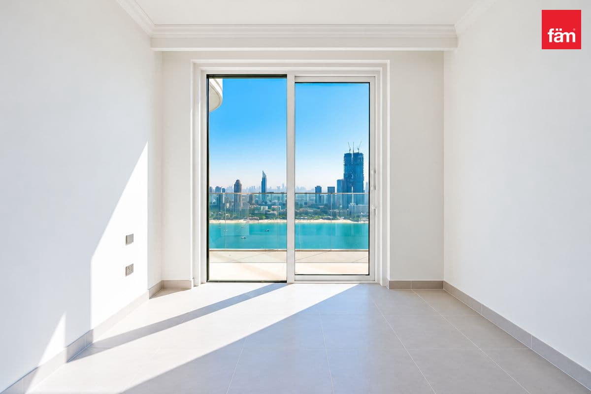 3 bedroom apartment in EB Palace Beach Residence Tower 2, photograph 7 of 12