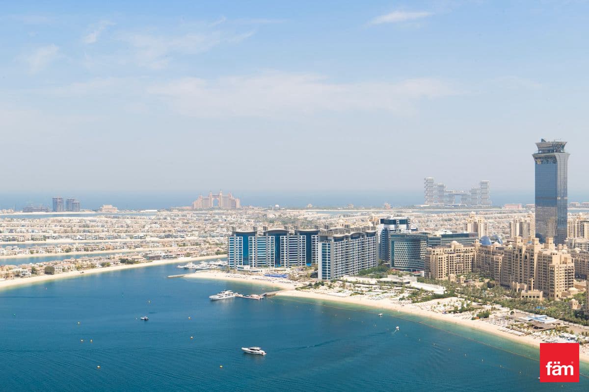 4 bedroom apartment in EB Palace Beach Residence Tower 2, photograph 4 of 20