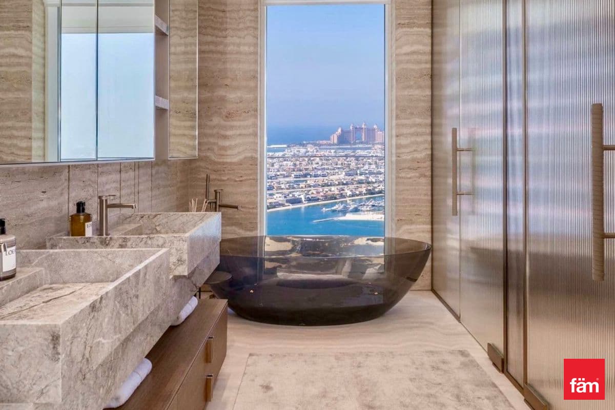 4 bedroom apartment in EB Palace Beach Residence Tower 2, photograph 14 of 20
