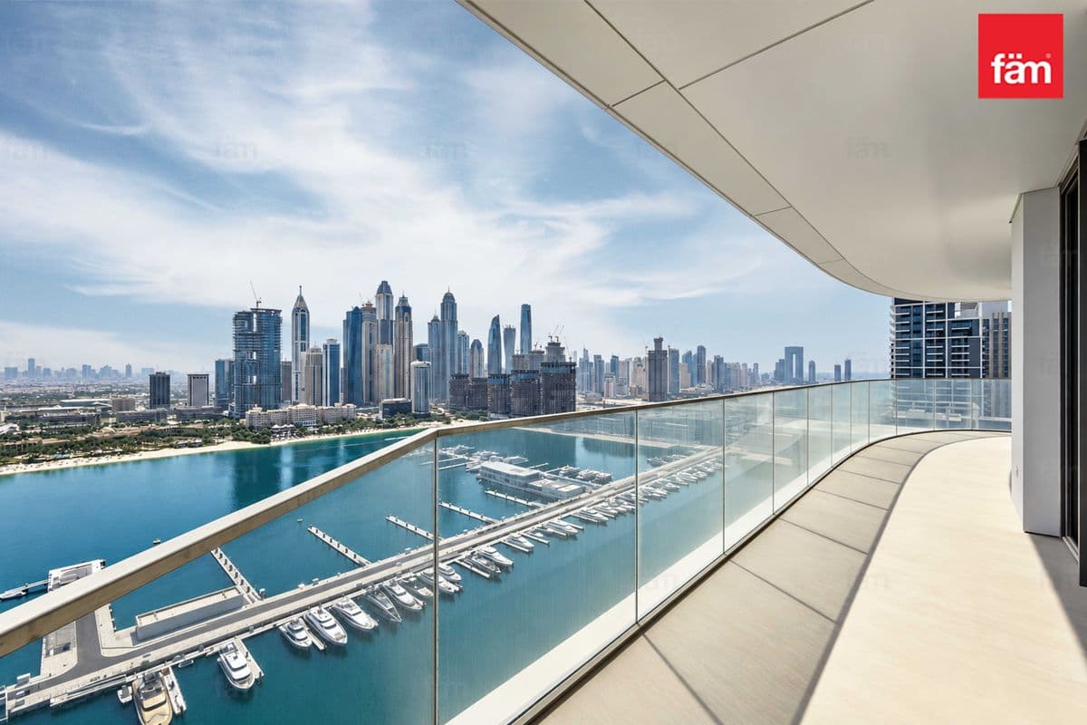 3 bedroom apartment in EB Palace Beach Residence Tower 2, photograph 1 of 20