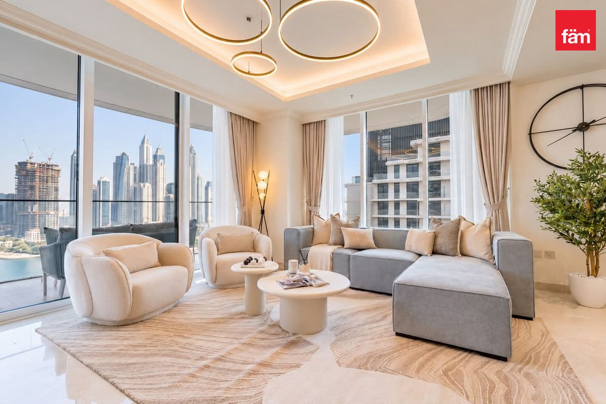 3 bedroom apartment in EB Palace Beach Residence Tower 2, photograph 1 of 18