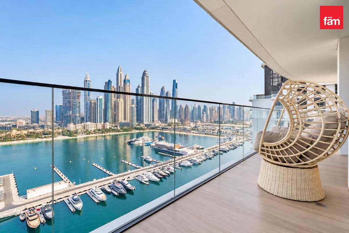 3 bedroom apartment in EB Palace Beach Residence Tower 2, photograph 2 of 18