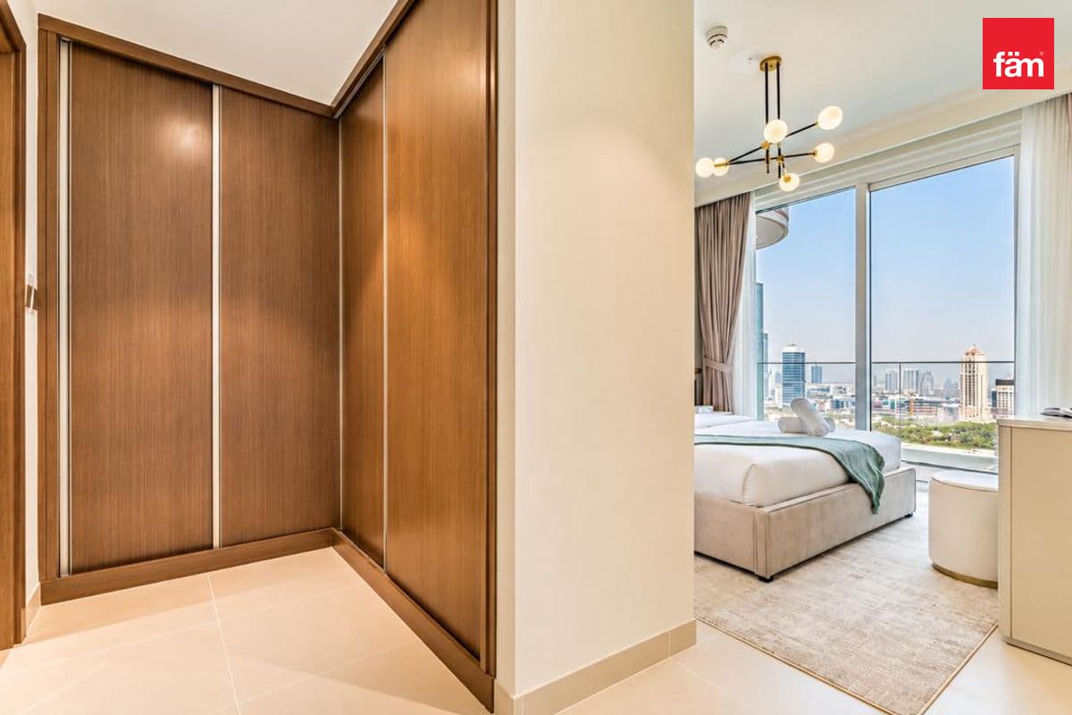 3 bedroom apartment in EB Palace Beach Residence Tower 2, photograph 14 of 18