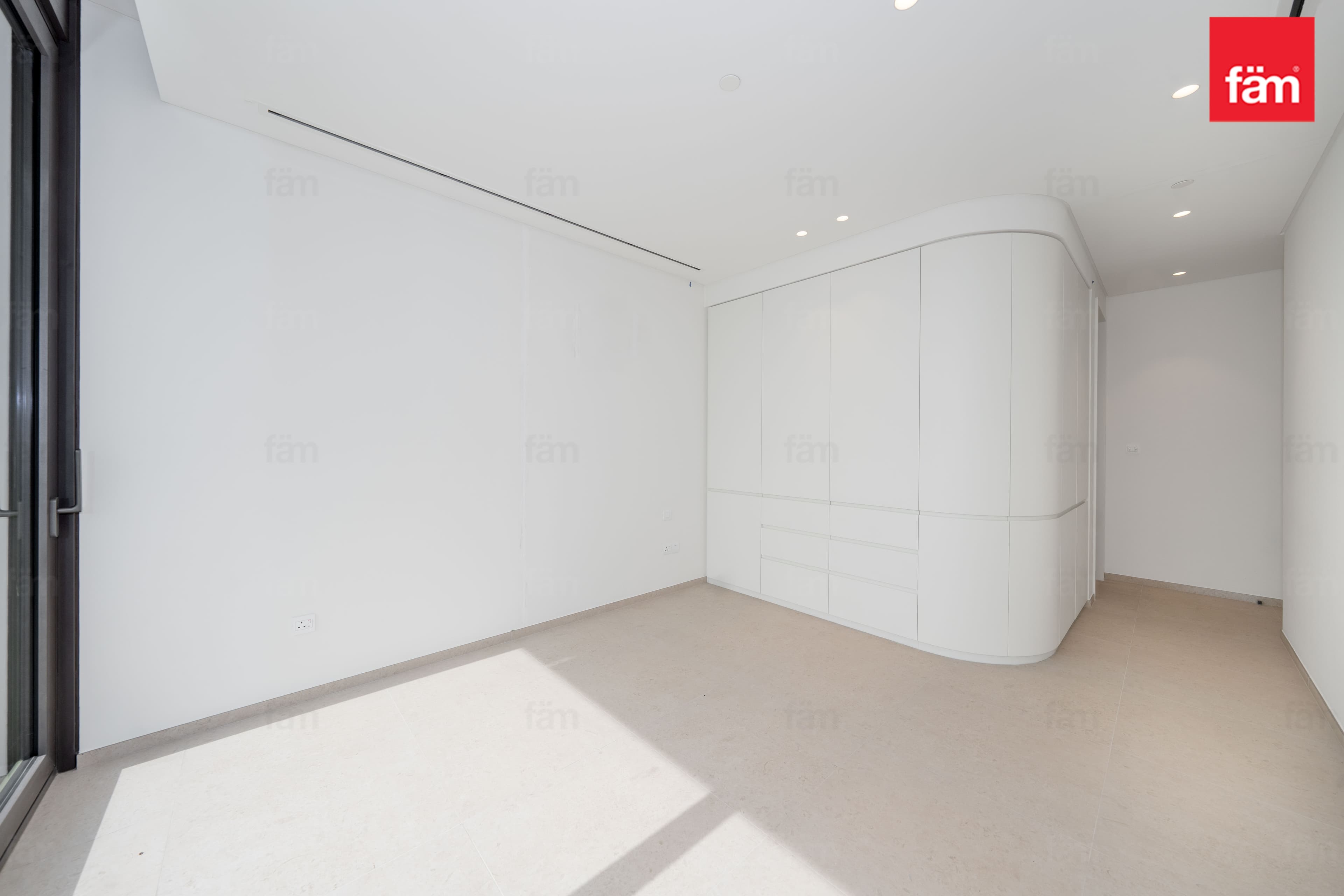 3 bedroom apartment in Eden House The Canal, photograph 12 of 20