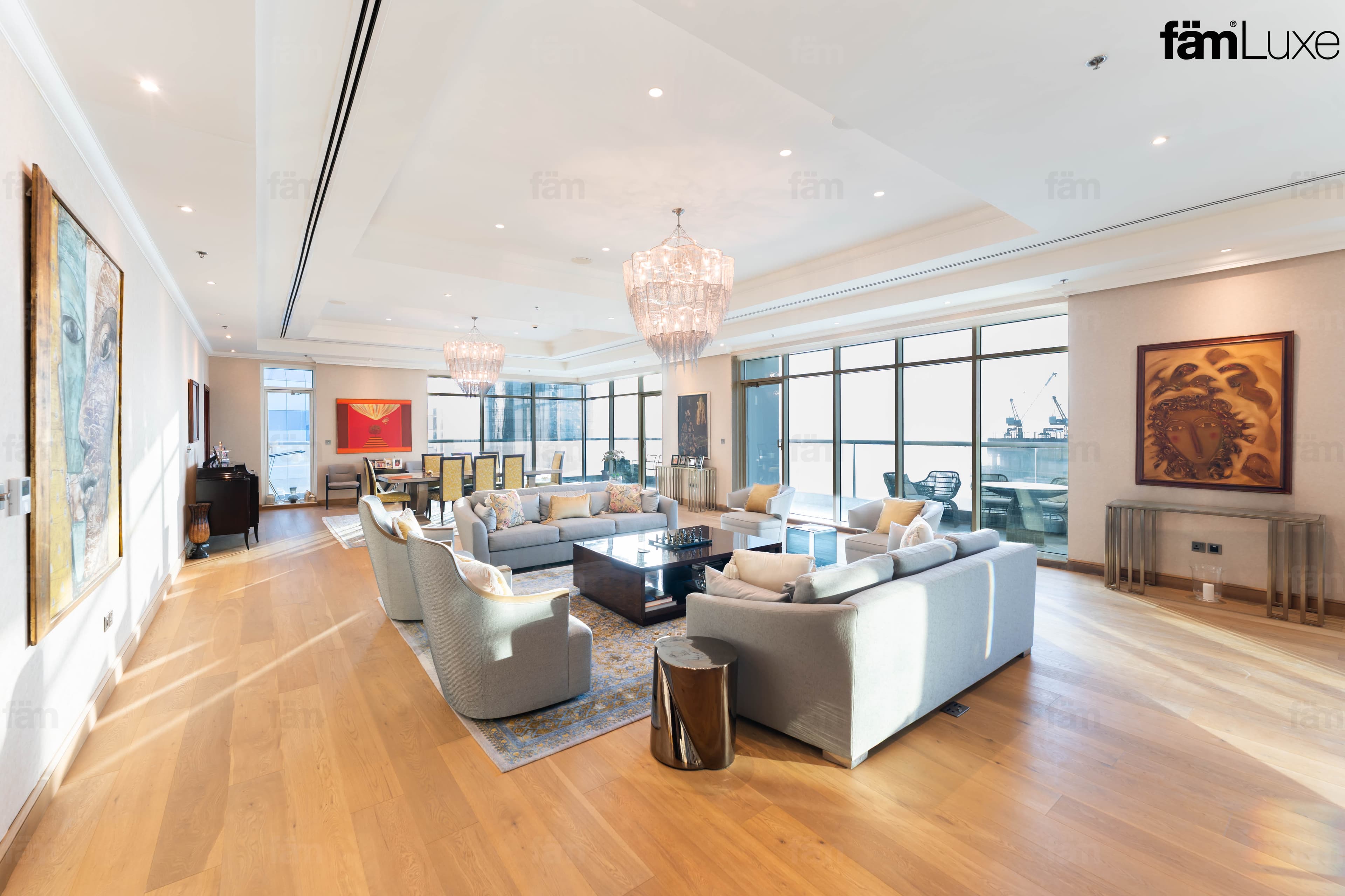 5 bedroom apartment in Emirates Crown Tower, photograph 2 of 20