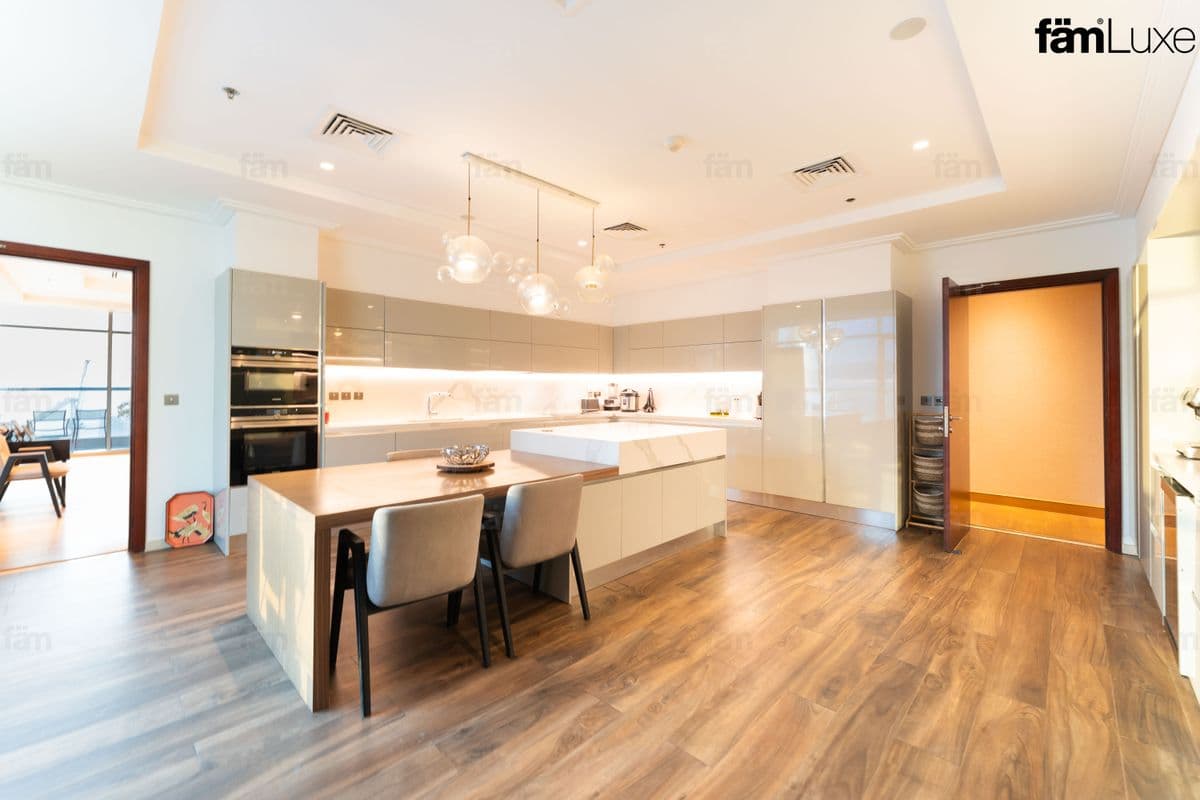 5 bedroom apartment in Emirates Crown Tower, photograph 11 of 20