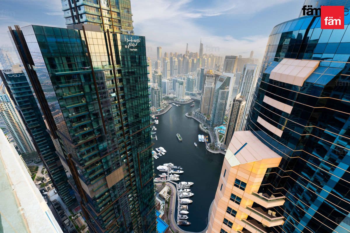 5 bedroom apartment in Emirates Crown Tower, photograph 13 of 20