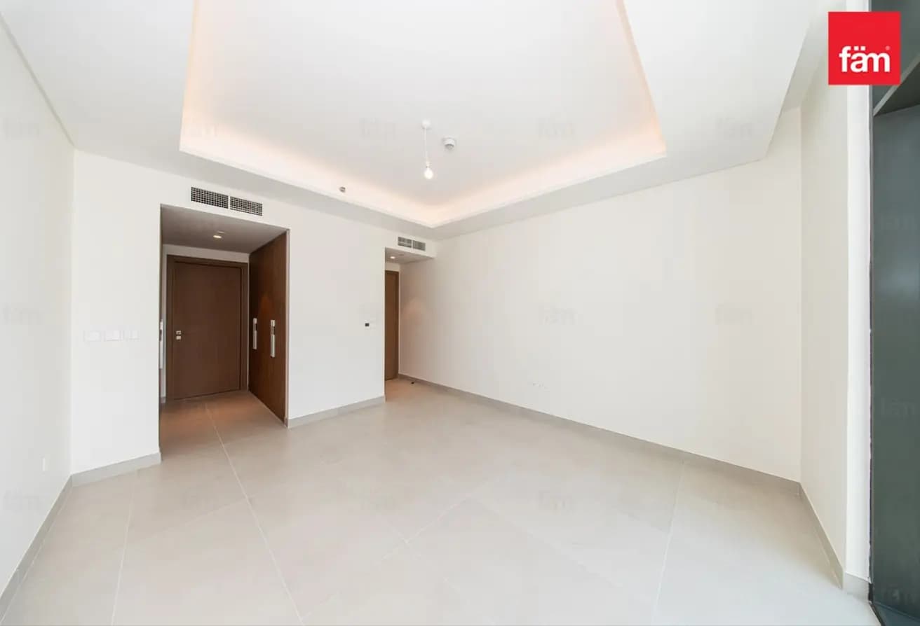 3 bedroom apartment in Erin, photograph 5 of 10