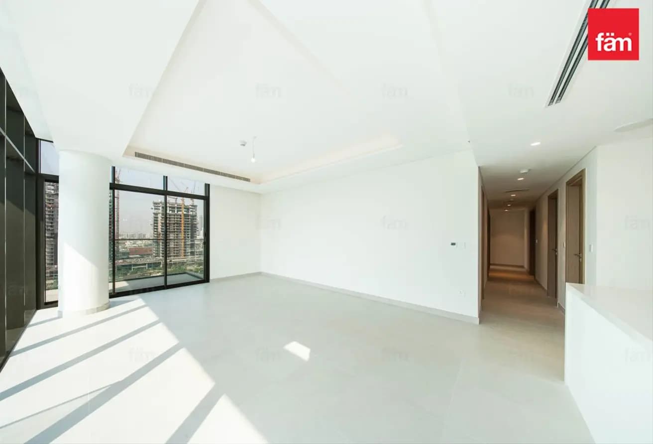 3 bedroom apartment in Erin, photograph 4 of 10