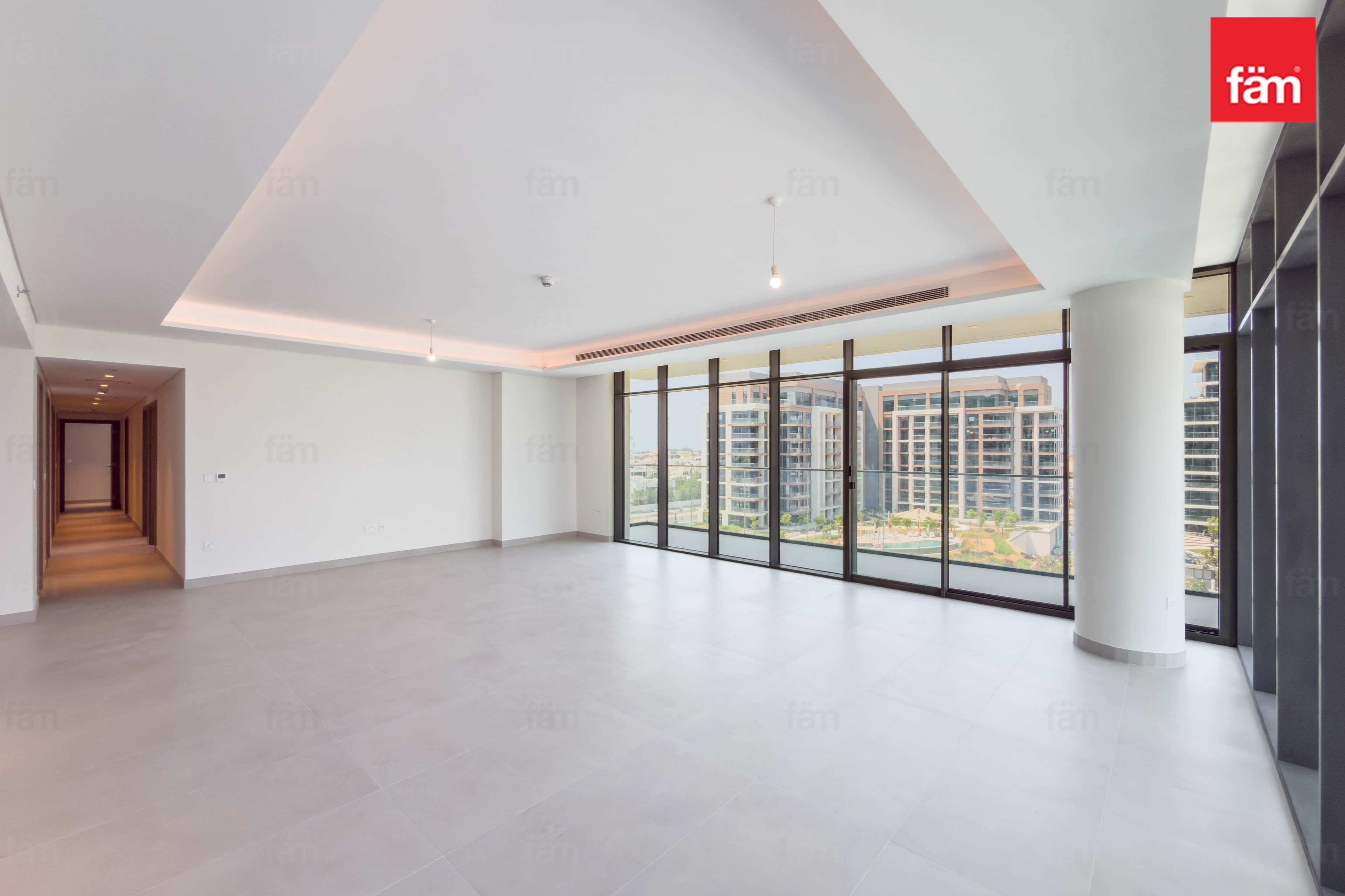 4 bedroom apartment in Erin, photograph 4 of 20