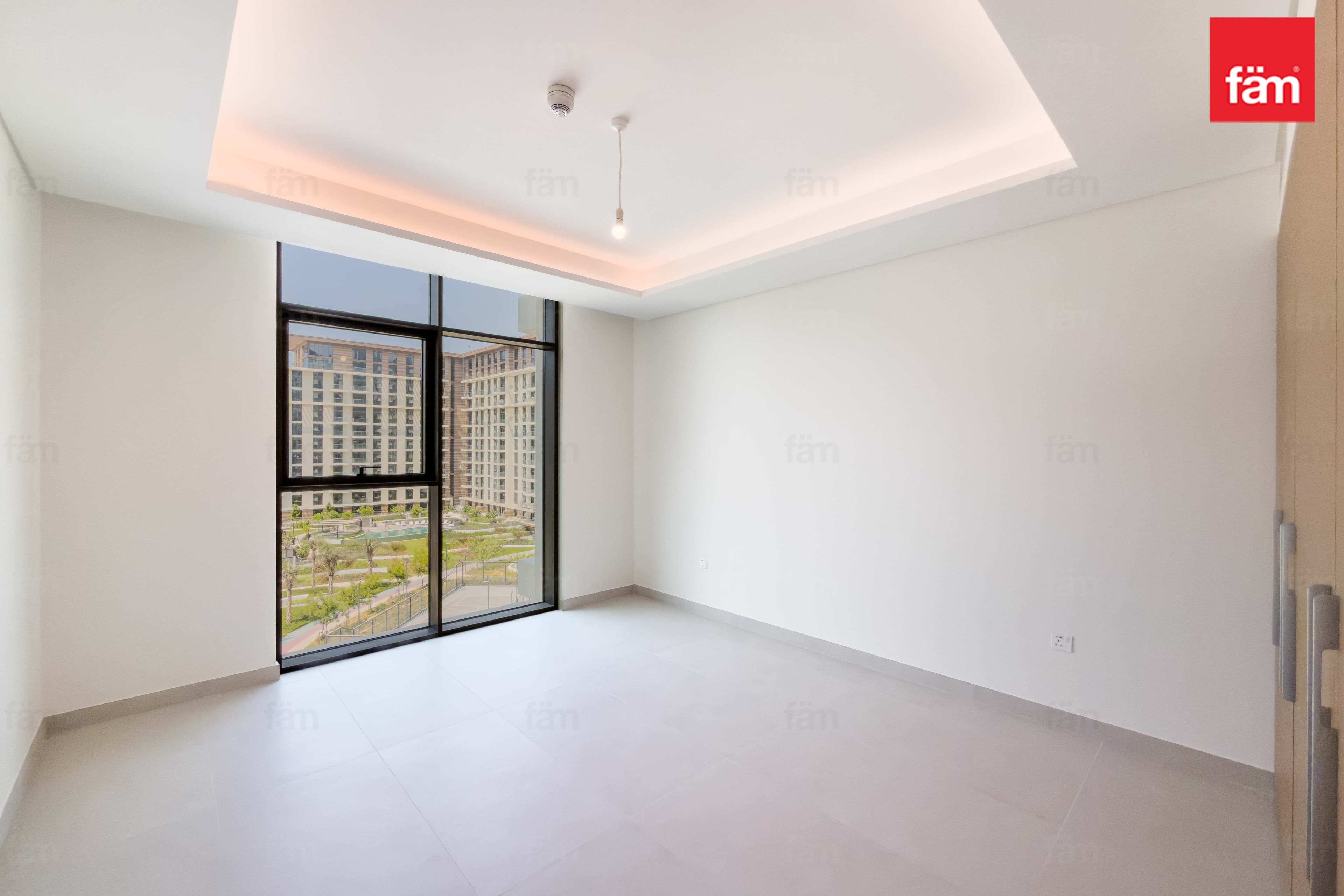 4 bedroom apartment in Erin, photograph 5 of 20