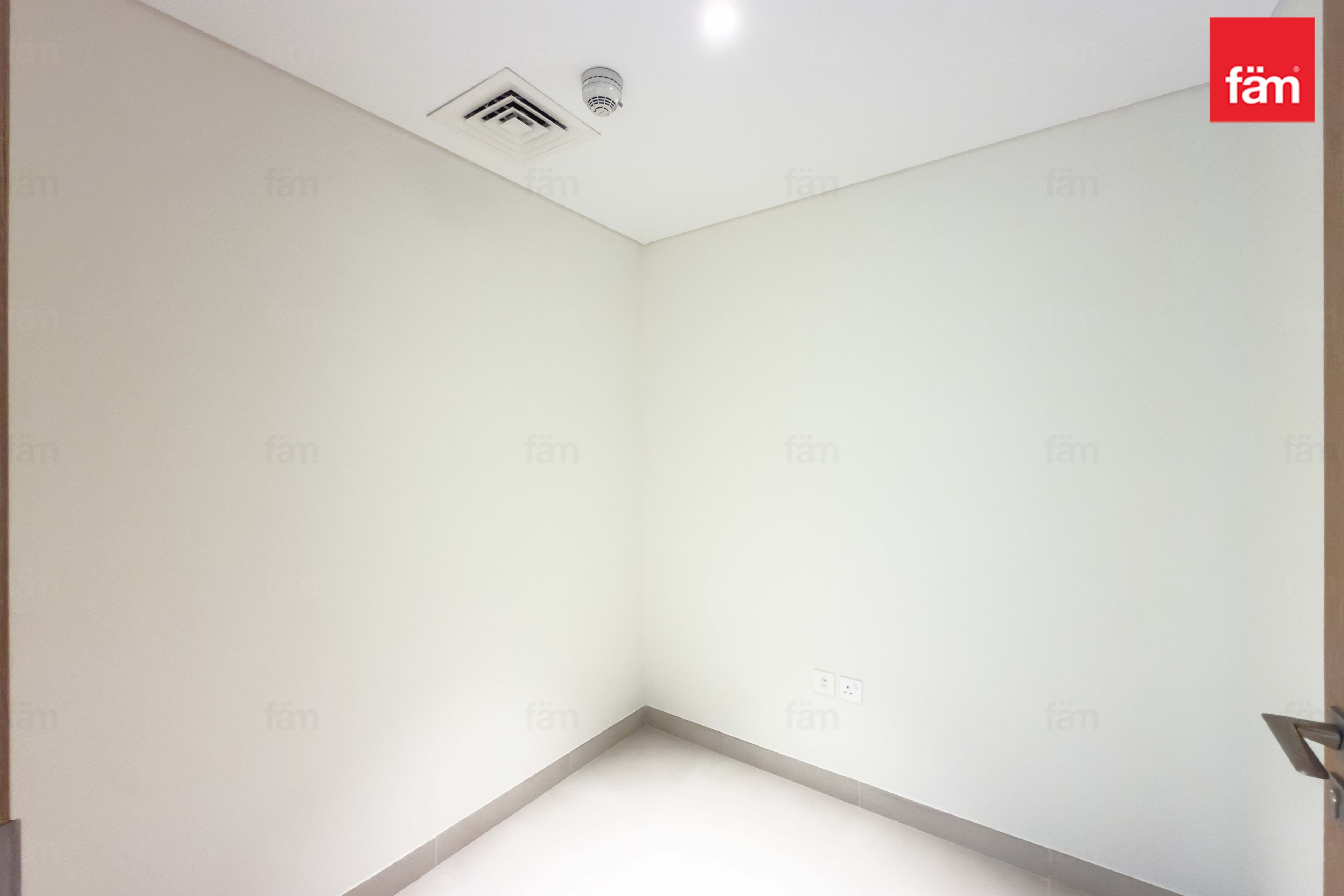 4 bedroom apartment in Erin, photograph 19 of 20
