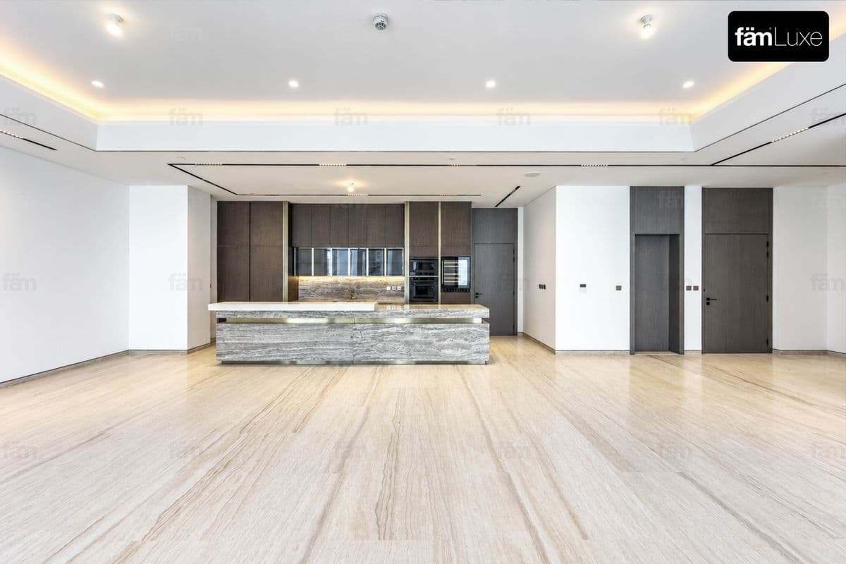 4 bedroom penthouse in Exquisite Living, photograph 2 of 20