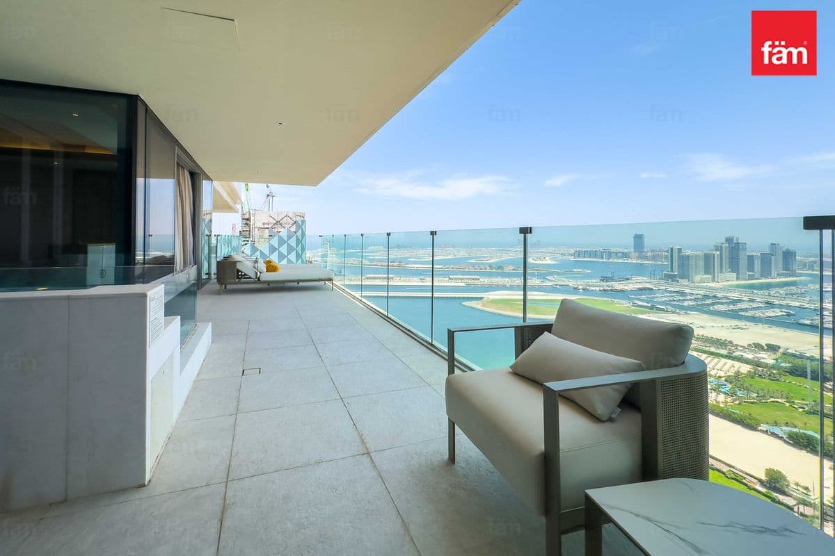 2 bedroom apartment in FIVE LUXE JBR, photograph 1 of 14