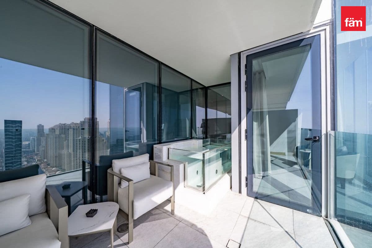 1 bedroom apartment in FIVE LUXE JBR, photograph 3 of 14