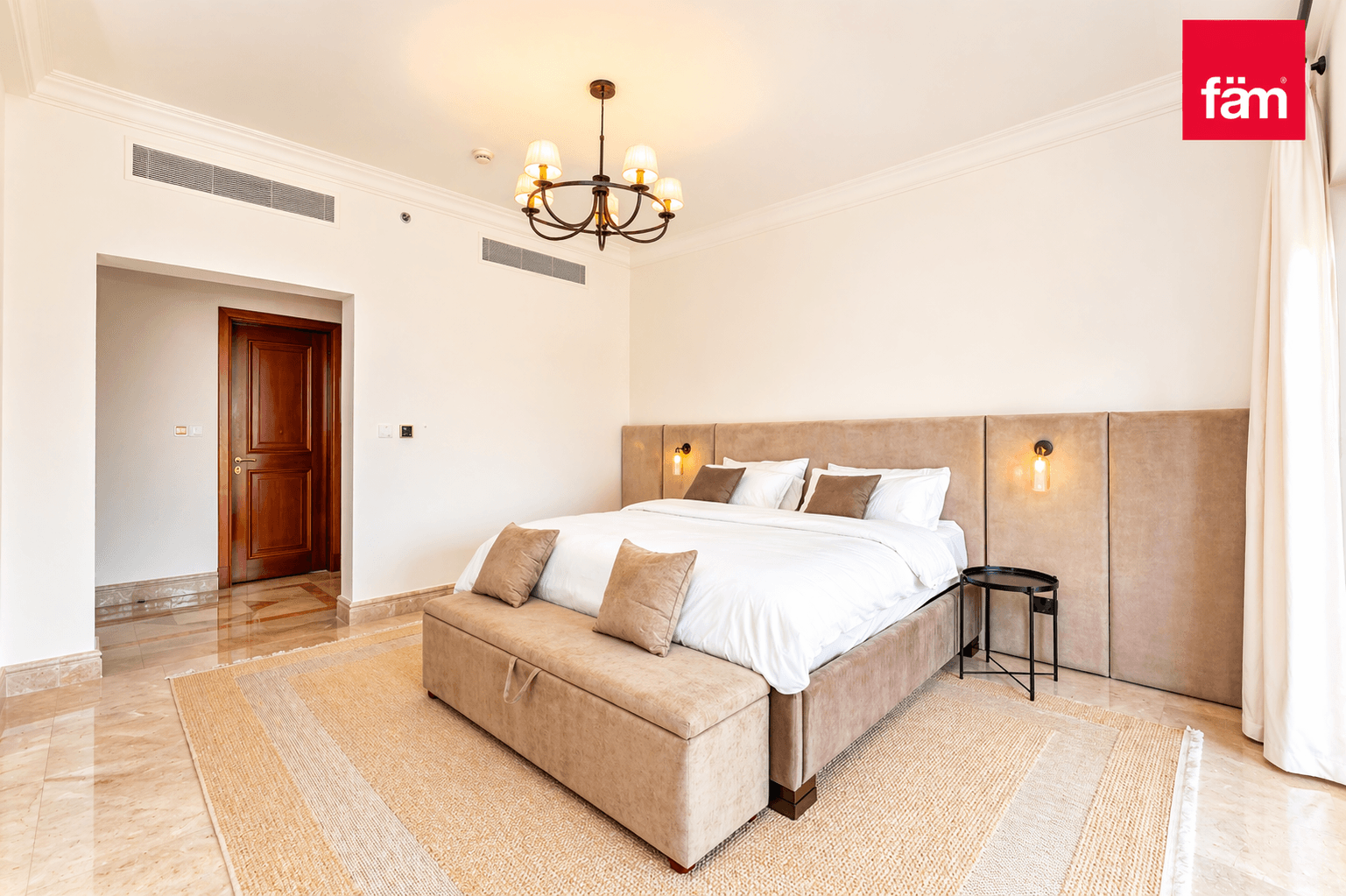 2 bedroom apartment in Fairmont Palm Residence South, photograph 10 of 13