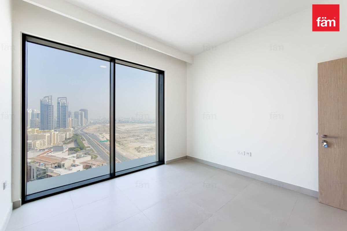 3 bedroom apartment in Golf Heights, photograph 12 of 20