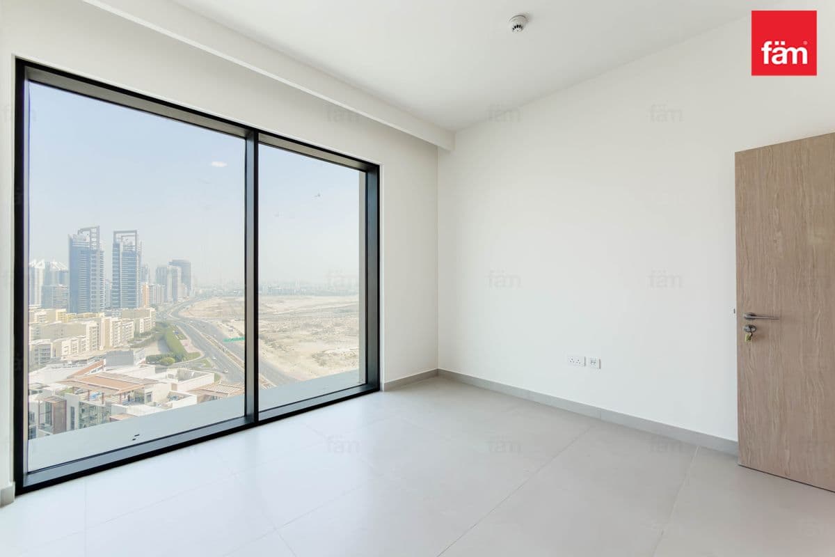 3 bedroom apartment in Golf Heights, photograph 10 of 20