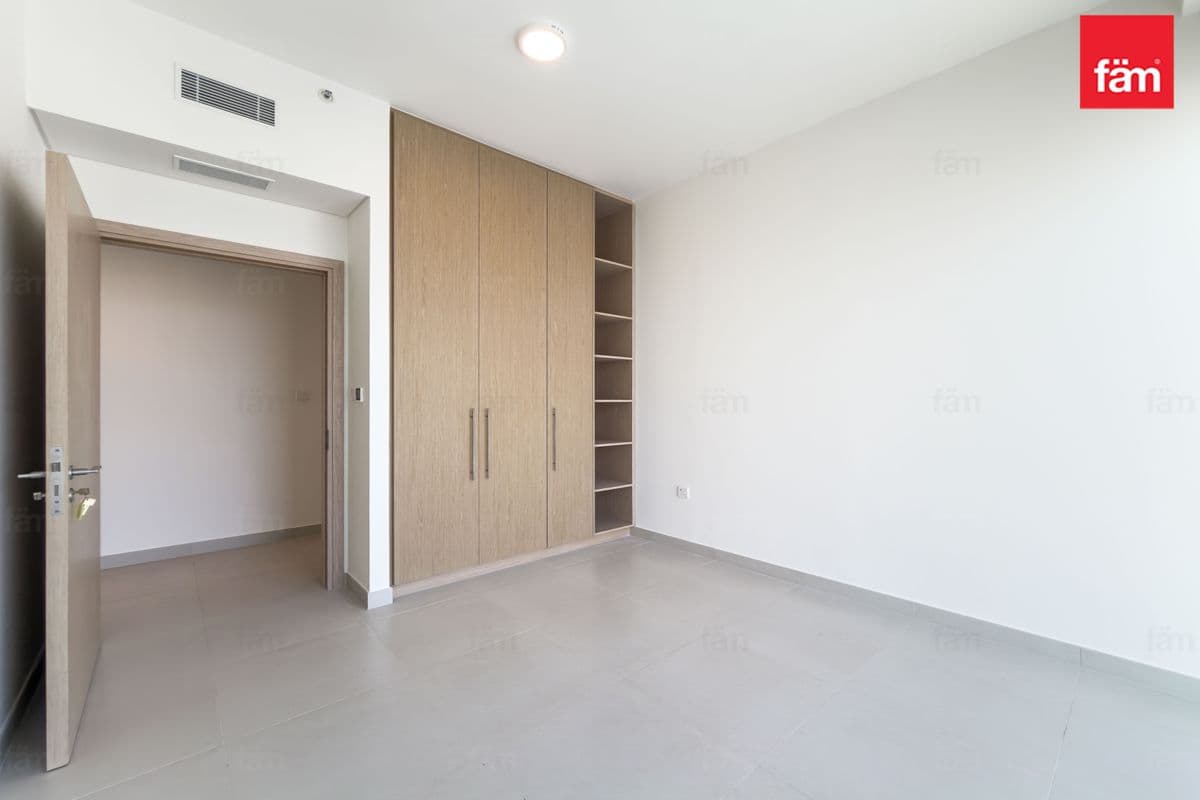 3 bedroom apartment in Golf Heights, photograph 18 of 20