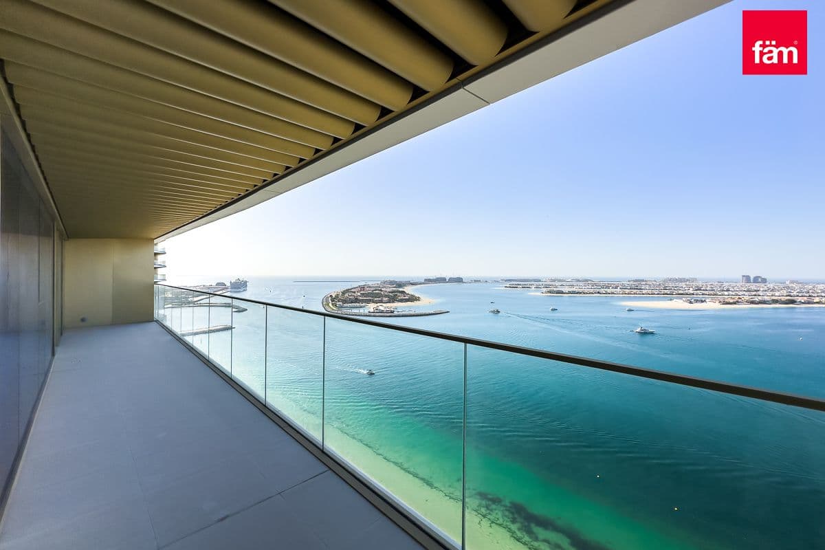 2 bedroom apartment in Grand Bleu Tower 1, photograph 2 of 20