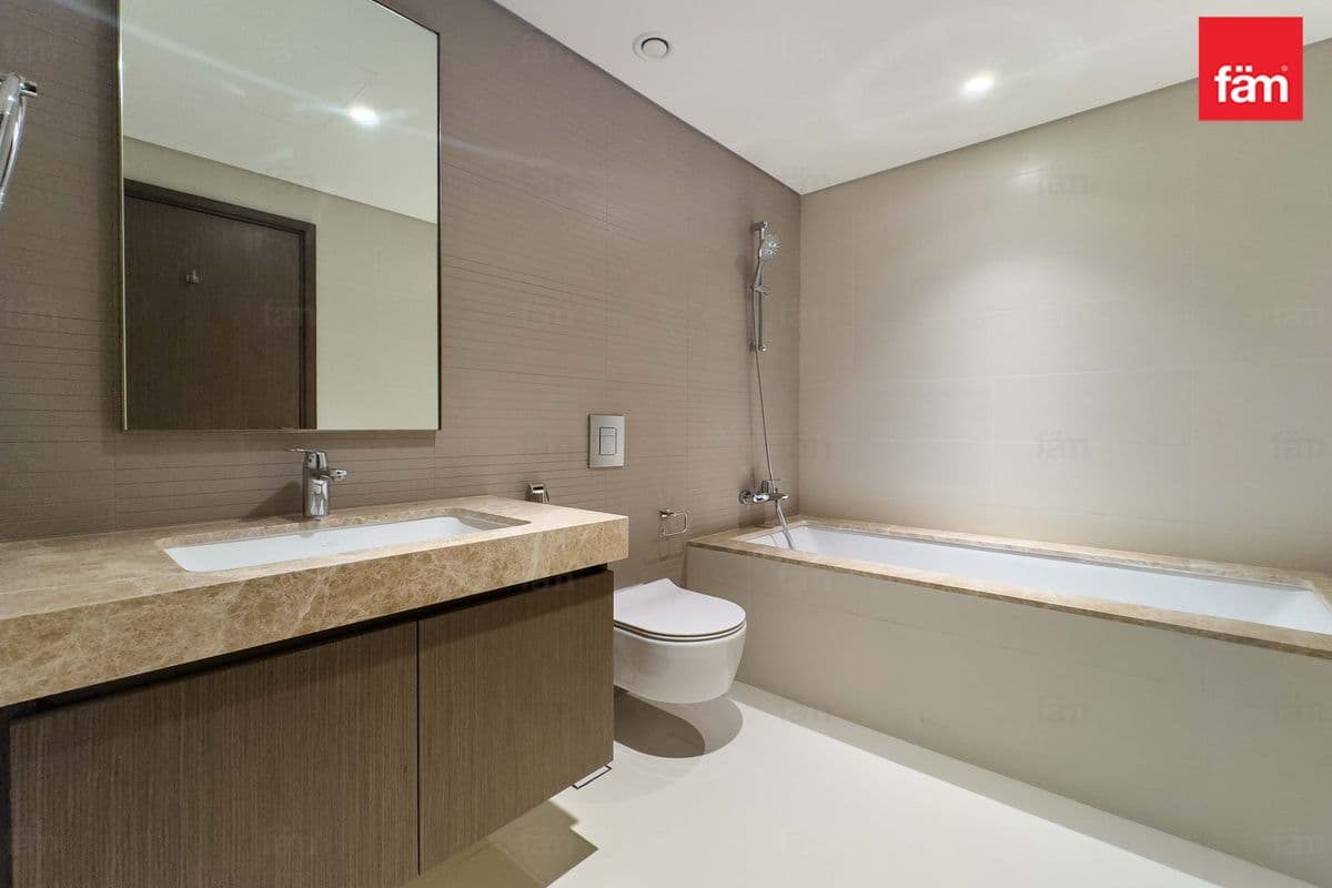 2 bedroom apartment in Grand Bleu Tower 1, photograph 20 of 20